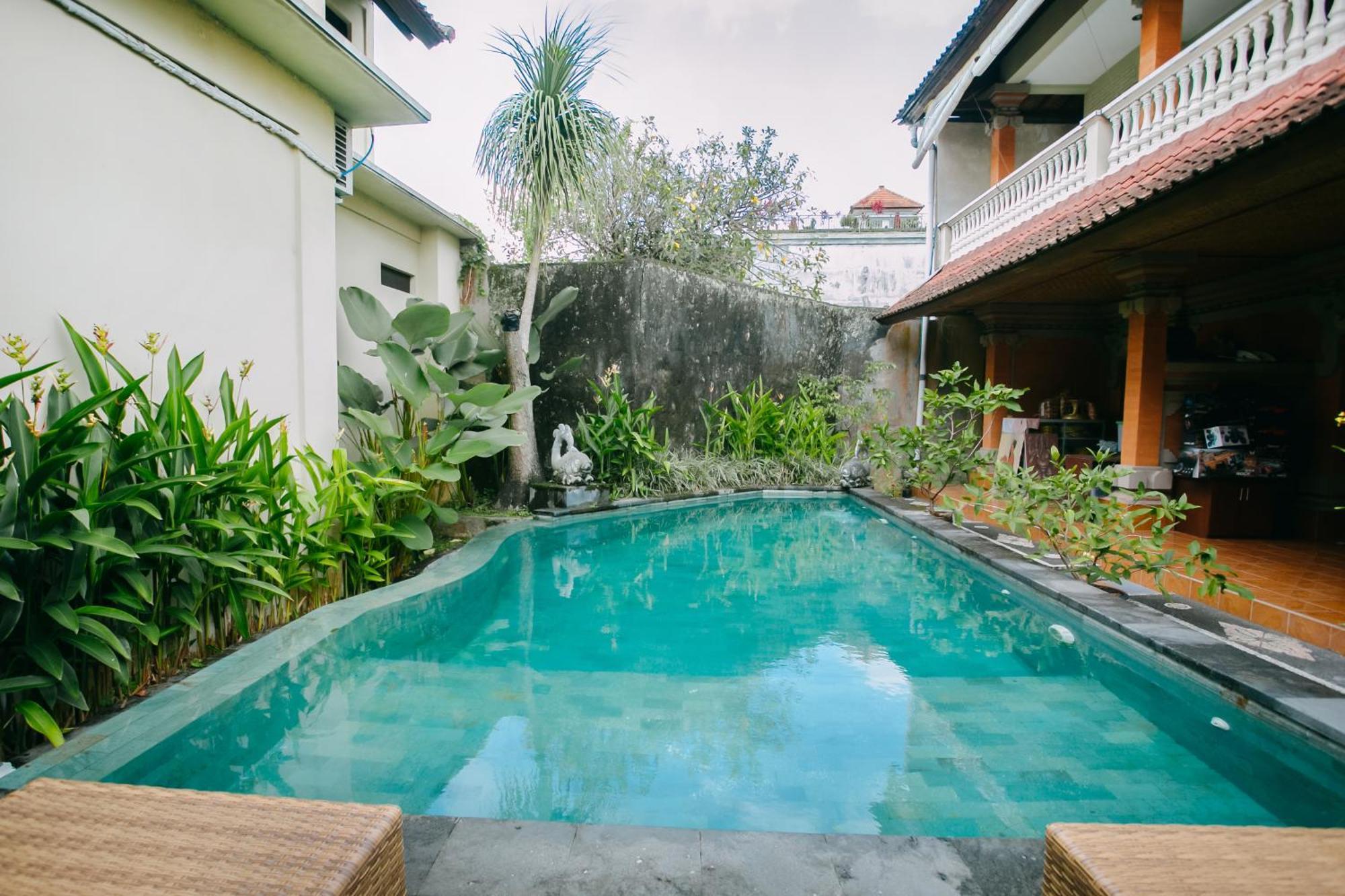 Nobody Bali At Arya Gasthof